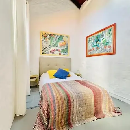 Casa Musa - 2 Independent With Shared Pool & Garden *