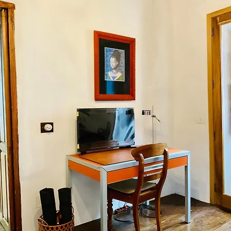 Vakantiehuis Casa Musa - 2 Independent With Shared Pool & Garden