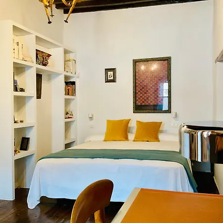 Casa Musa - 2 Independent With Shared Pool & Garden