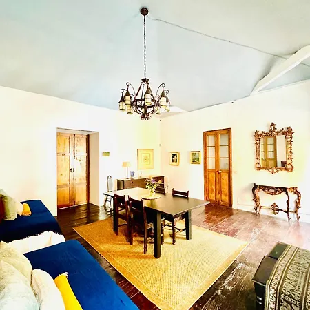 Casa Musa - 2 Independent With Shared Pool & Garden Vakantiehuis